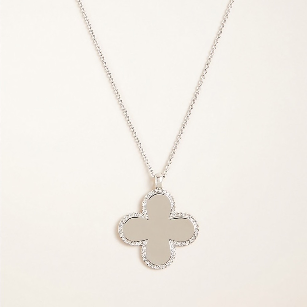 NWT Clover pendent necklace